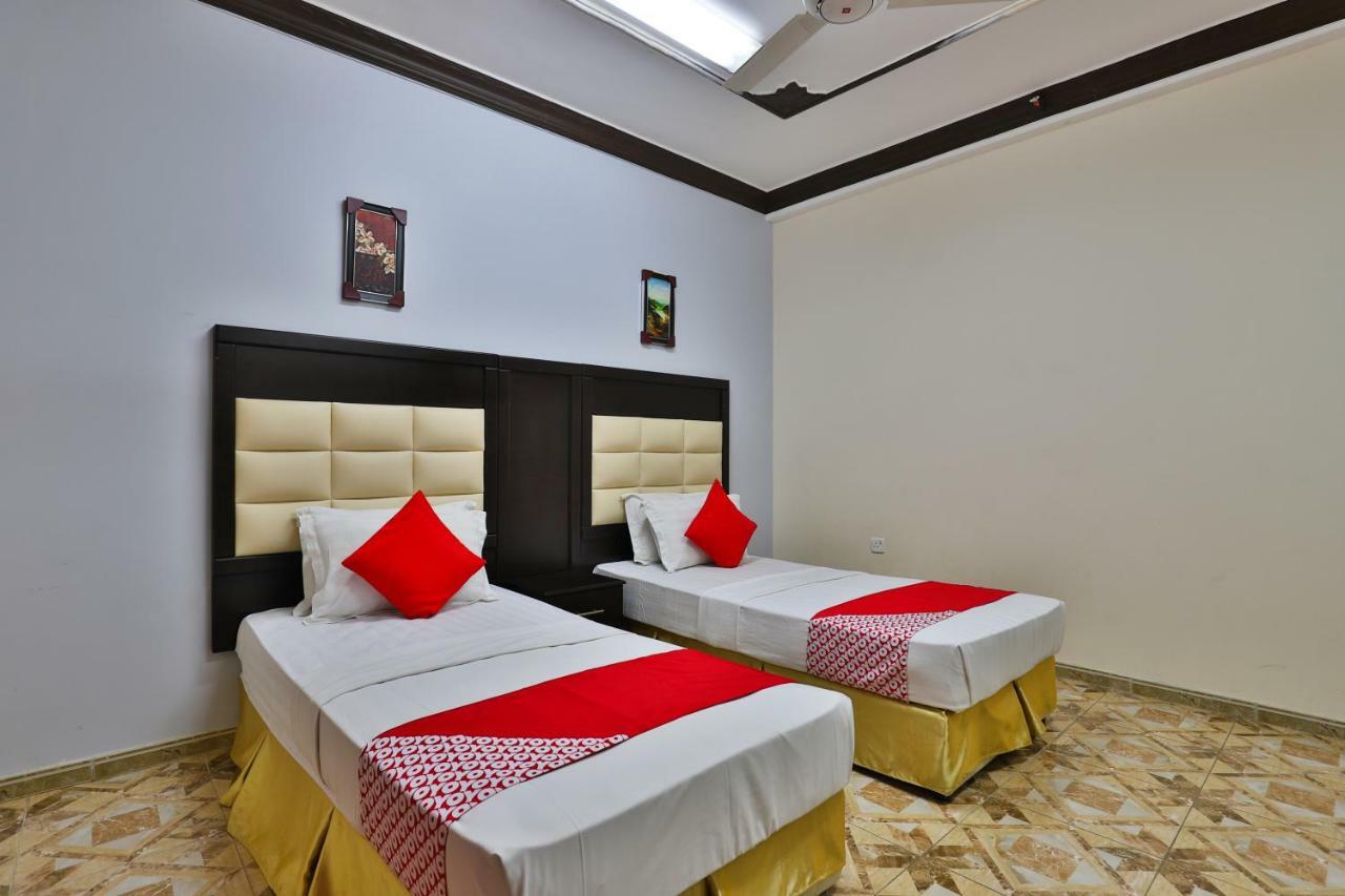 Oyo 278 Taj Saba Furnished Units Aparthotel Djedda Buitenkant foto